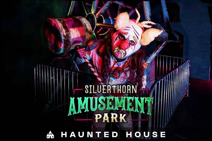 Silverthorn Amusement Park Sinister clown with oversized mallet inside the Silverthorn Amusement Park haunted house at Sacramento Scream Park.